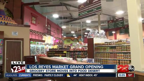 New grocery store opens in South Bakersfield food desert