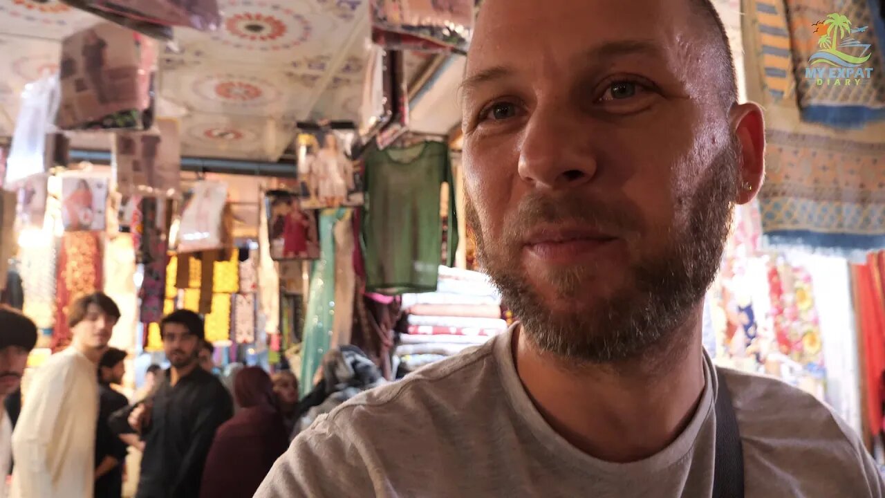 Inside the AFGHAN MARKET of PESHAWAR, PAKISTAN