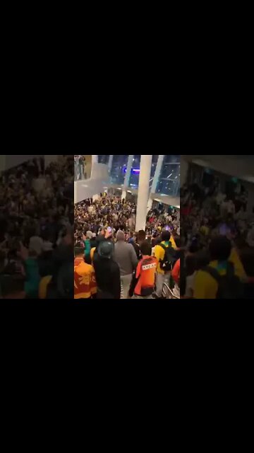 අපේ ටීම් එකට අද මැච් එකෙන් පස්සේ අපේ ඔසි කොල්ලො දුන්න සප් එක 🇱🇰 ❤️