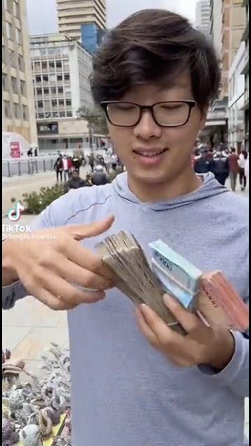 $5,000 Venezuela money worth 9 cents