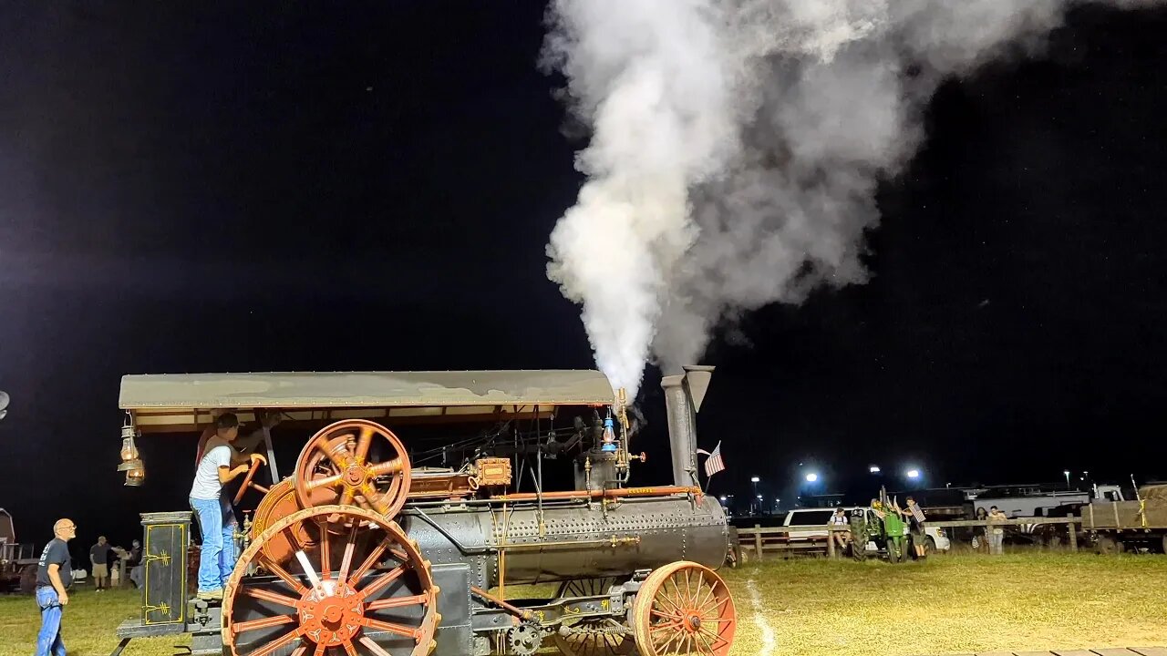 Steam Powered Tractor + Horn