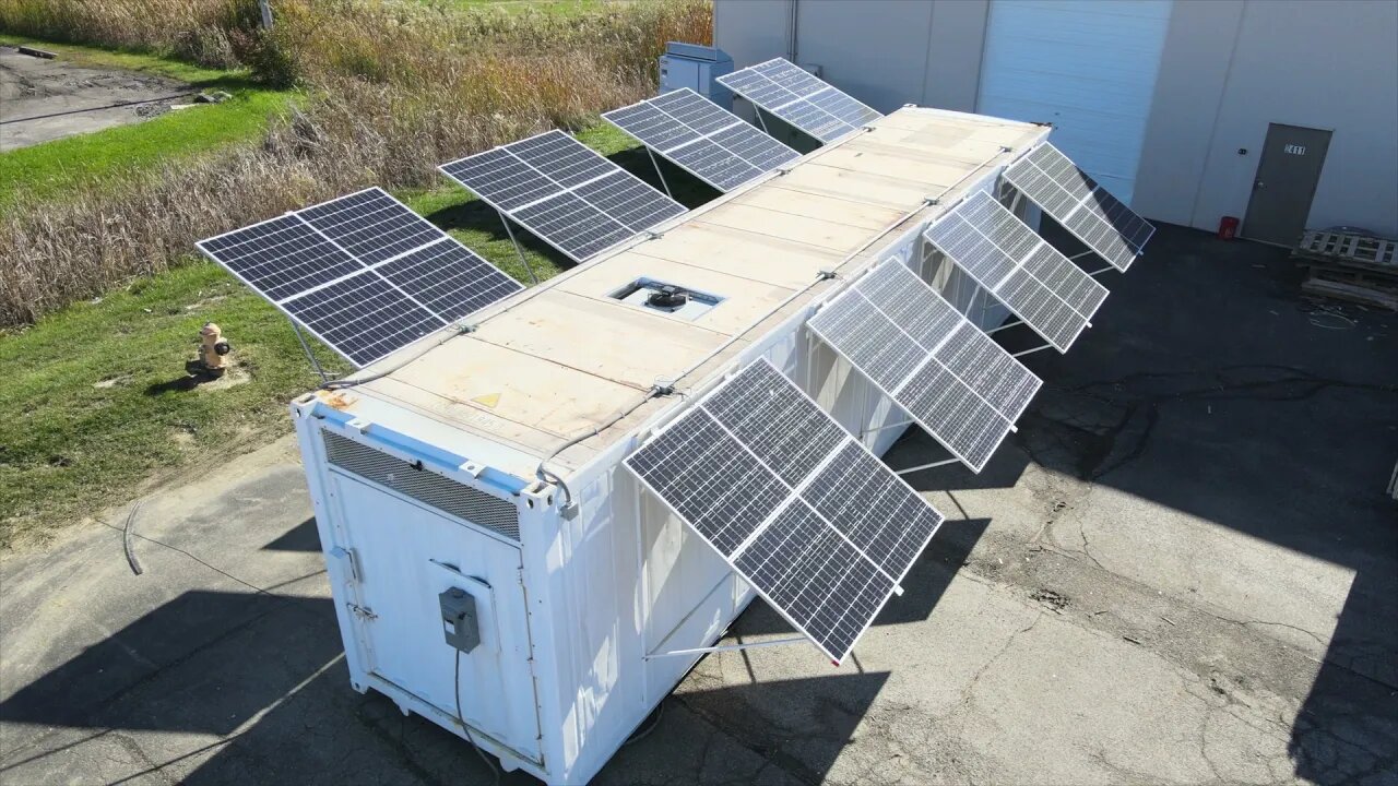 Mobile One Solar-Powered Refrigerated Container