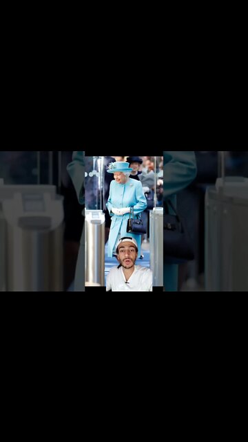 SHOCKING TRUTH ABOUT QUEEN ELIZABETH HANDBAG | RANDOM ROADHOUSE