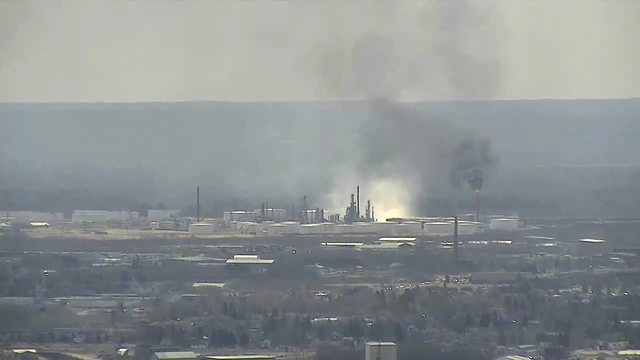 Explosion rocks Superior, Wisconsin refinery; fire chief says at least six people hurt