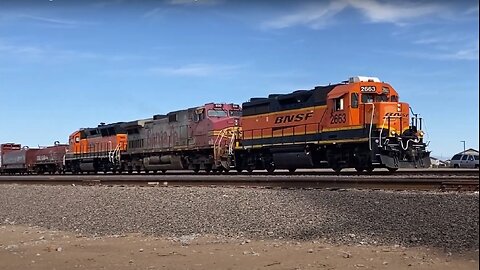 Railfanning the BNSF Phoenix Sub: A Friendly Horn, Peoria, AZ 2-28-2022