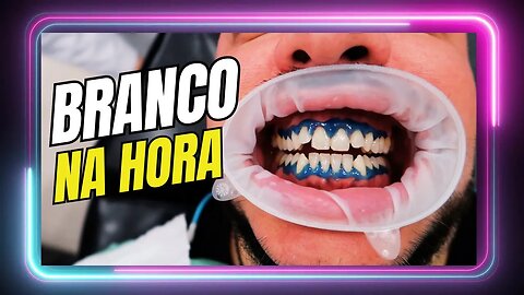 Dentes Brancos na Hora em Marrakech Marrocos