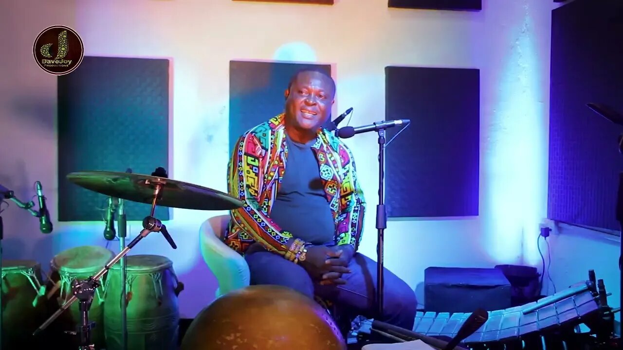 Watch Dela Botri And Hewale Sounds PlayTraditional African Music Live!