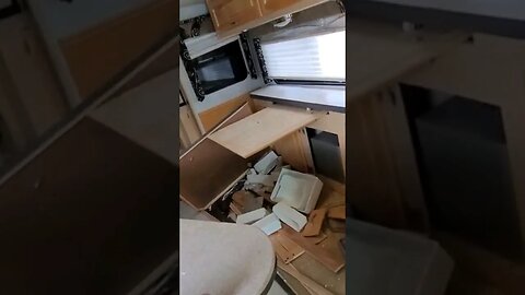 Luxury RV Destroyed At Auction Extremely Cheap #rv #auction