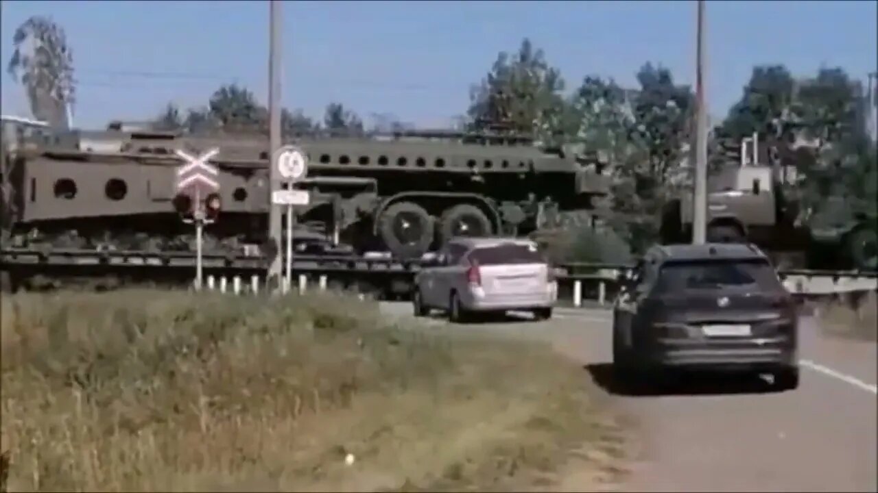 Unloaded S 400 'Triumf' Battalion in Crimea Towards New Republics.