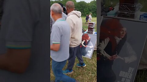 Trouble at the bootsale