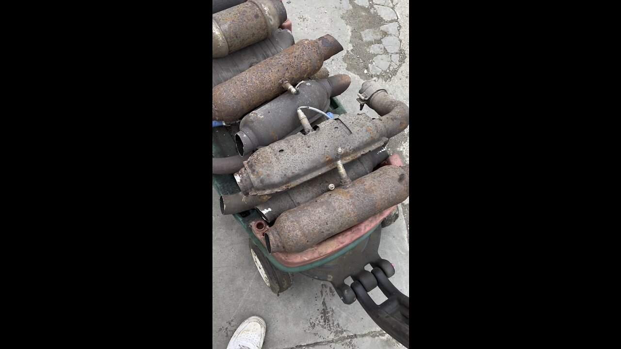 Catalytic converters