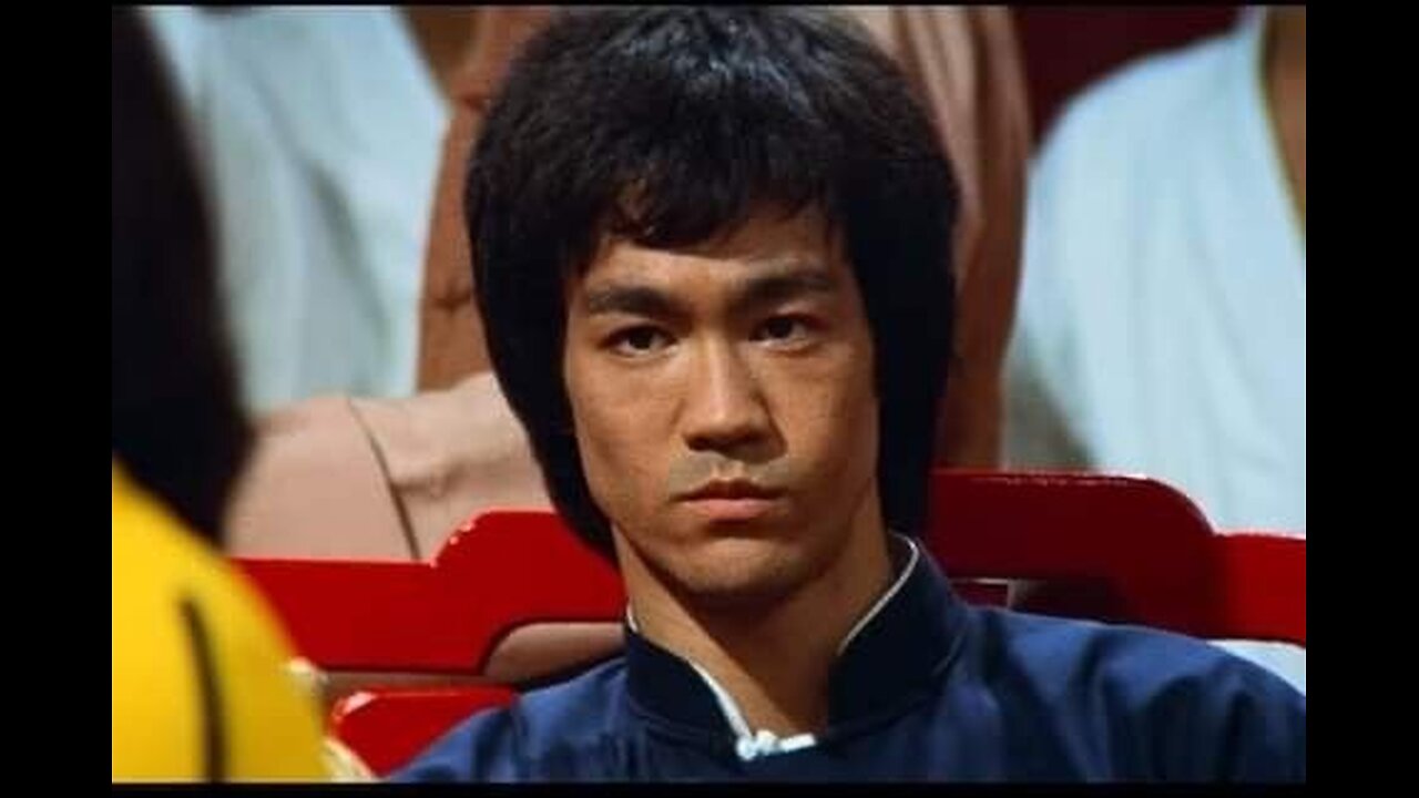 Cross kick Studio Films Bruce Lee Enter the Dragon