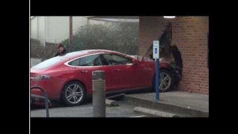 Tesla Crash and Fail Compilation nr 1