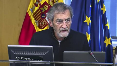 Turno de respuesta del Profesor Joan Ramon Laporte - Comisión de Investigación Gestión Vacunas