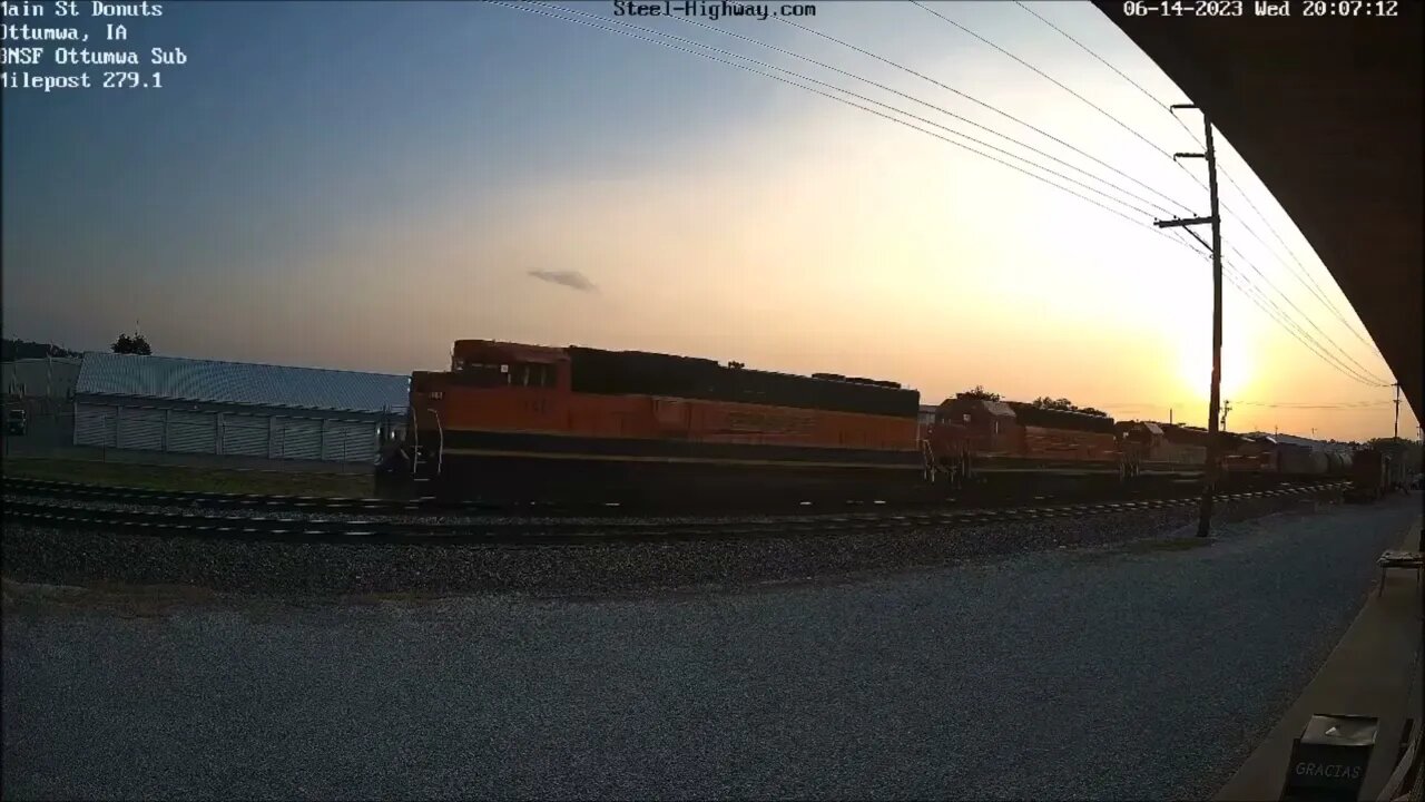 EB BNSF Local in Ottumwa, IA on June 14, 2023