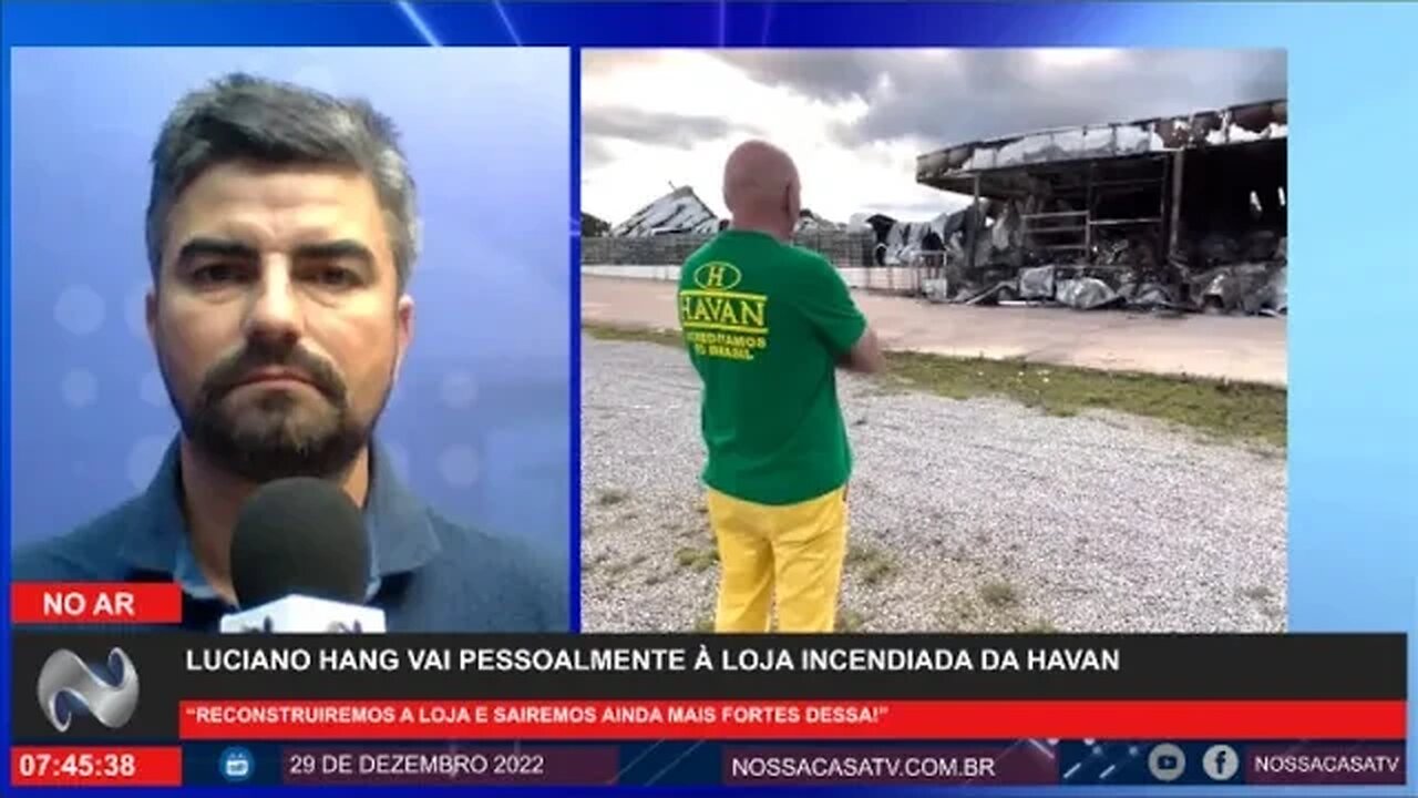 Luciano Hang vai pessoalmente à loja incendiada da Havan