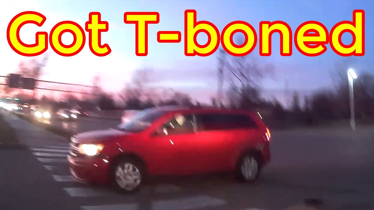 Got T-boned on my way home. — FORT WAYNE, IN | Car Accident | Caught On Dashcam | Footage Show