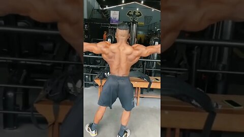 VINI PRO TEM UM SHAPE IMPRESSIONANTE | CAMPEÃO EXPO SUPER SHOW | BODYFITLIONS