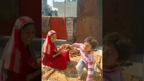 जिया ने किया मम्मी के साथ Prank 😂 Bhukkad Family