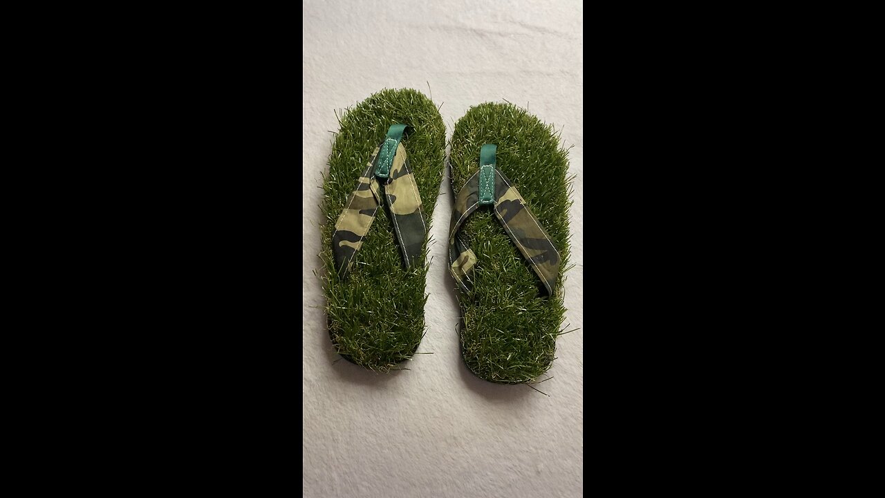 Grass sandals 🩴 💪🏼. #sandals #beach #cool