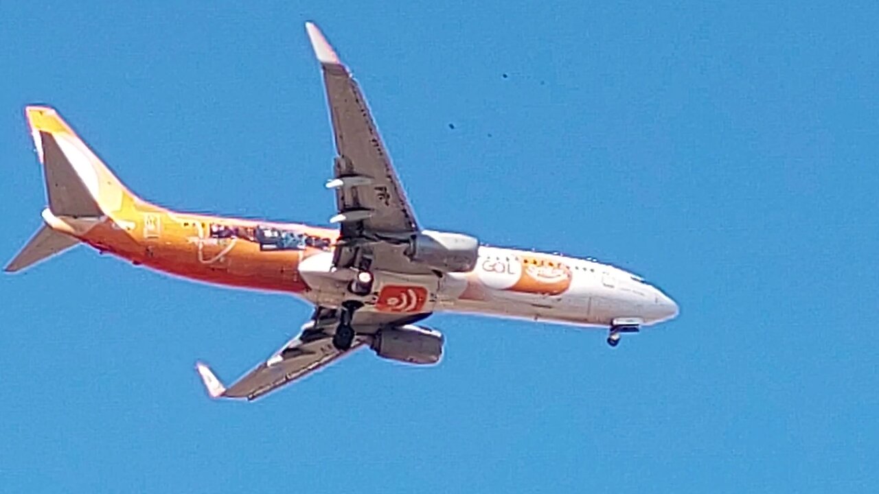 Boeing 737-800 PR-GXV vindo de Recife para Fortaleza