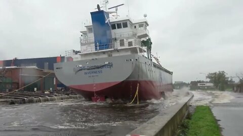 Ship Launch | 10 Awesome Waves, FAILS and CLOSE CALLS-1