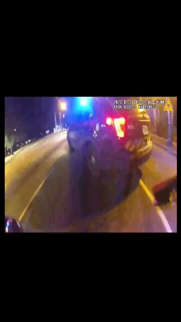 Random person Steals police car like its GTA