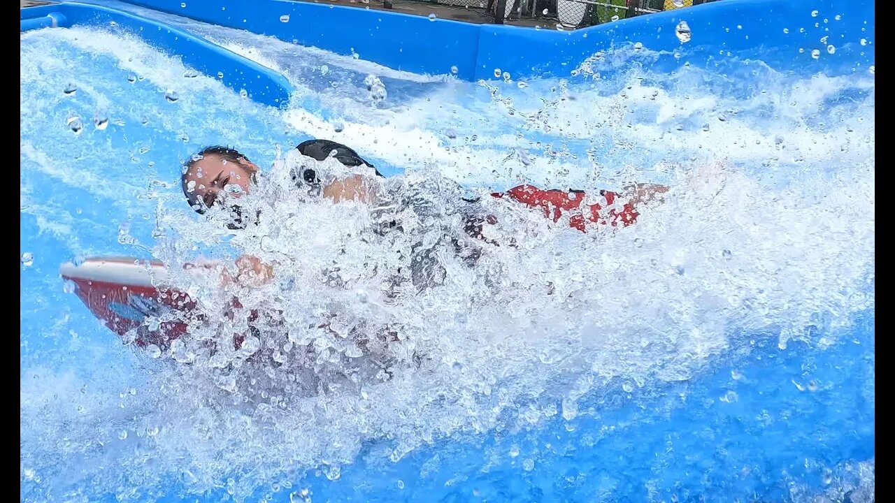 Flowrider - Dave at Soak City, Kings Island (2022) #shorts