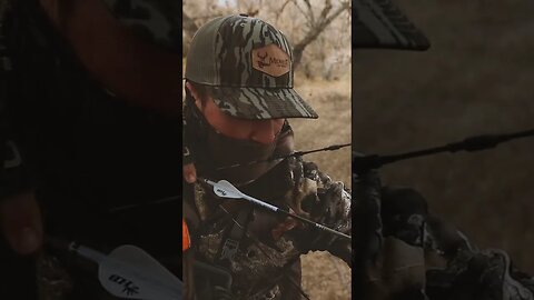 GIANT Colorado Buck Has Mike SHOOK!