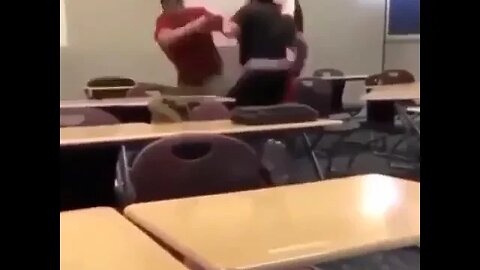 Classroom Fight - You Have to Hear the Commentary