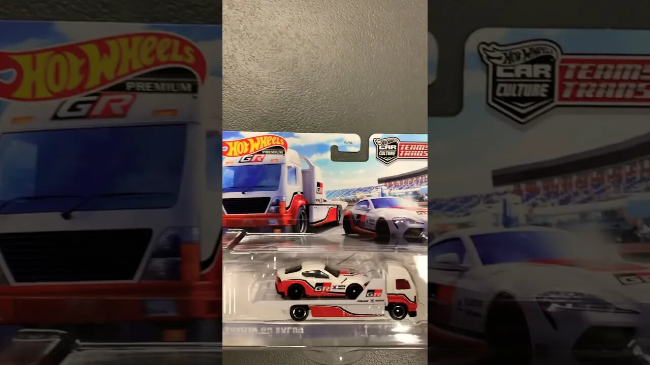 Hot Wheels Team Transport 37 Review: Toyota GR Supra & Aero Lift