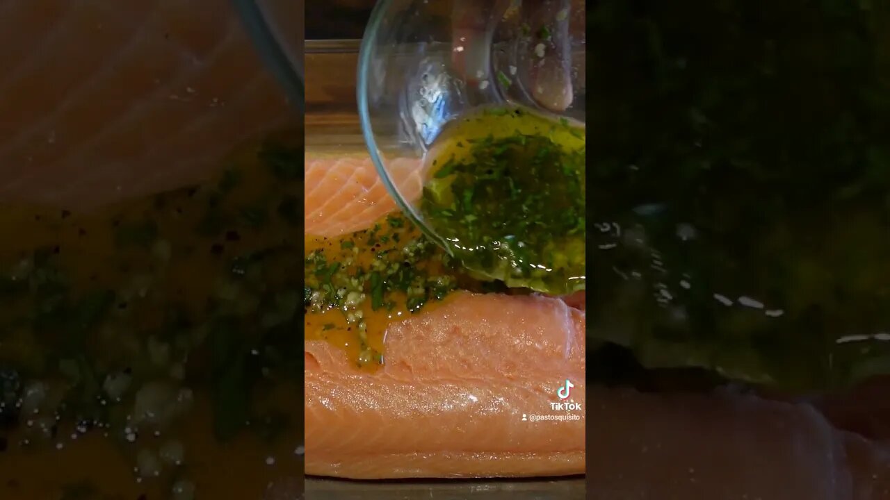 The BEST Way To Make Baked Salmon 💯 #trending #shorts #shortvideo #viral #youtubeshorts #salmon