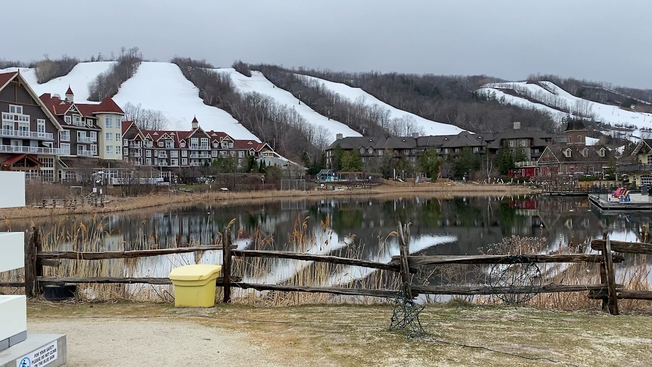 Blue Mountain snowboarding 2021