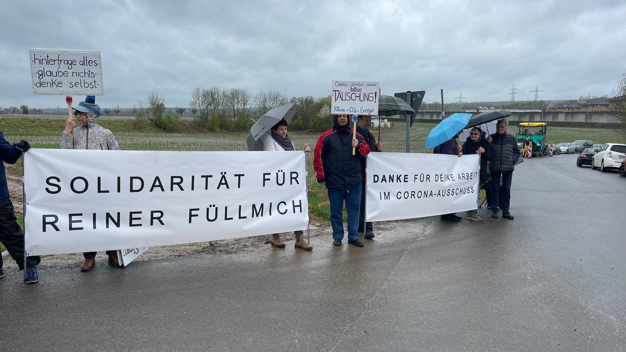 Reiner Fuellmich - Update - Mahnwache Rosdorf - 04.04.2024