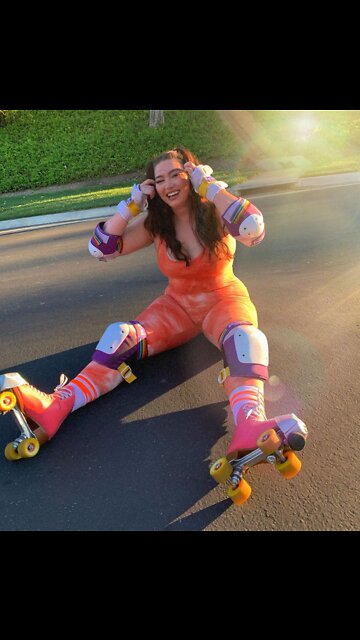 Prettiest girl in the world 😊👌🌍 “Come on Girl”|| #plussize #plussizemodel #Curvymodel