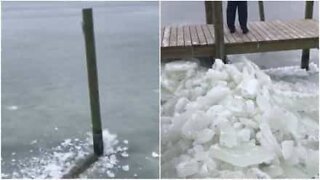 Sjøis presser mot brygge i North Carolina