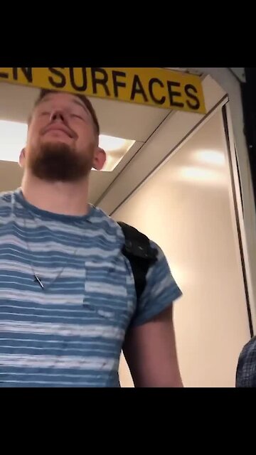 Flying isn't much fun when you're 7 feet tall!