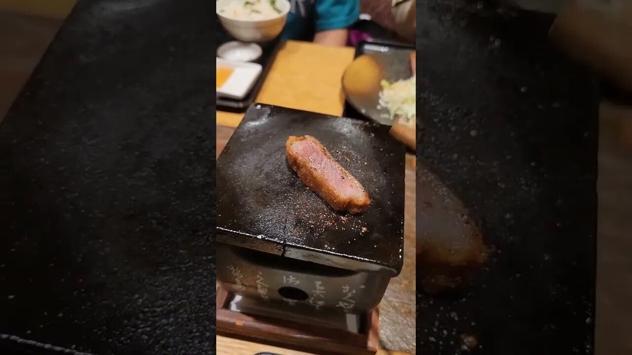 you know how it ends. gyu-katsu in #akihabara #japan #food