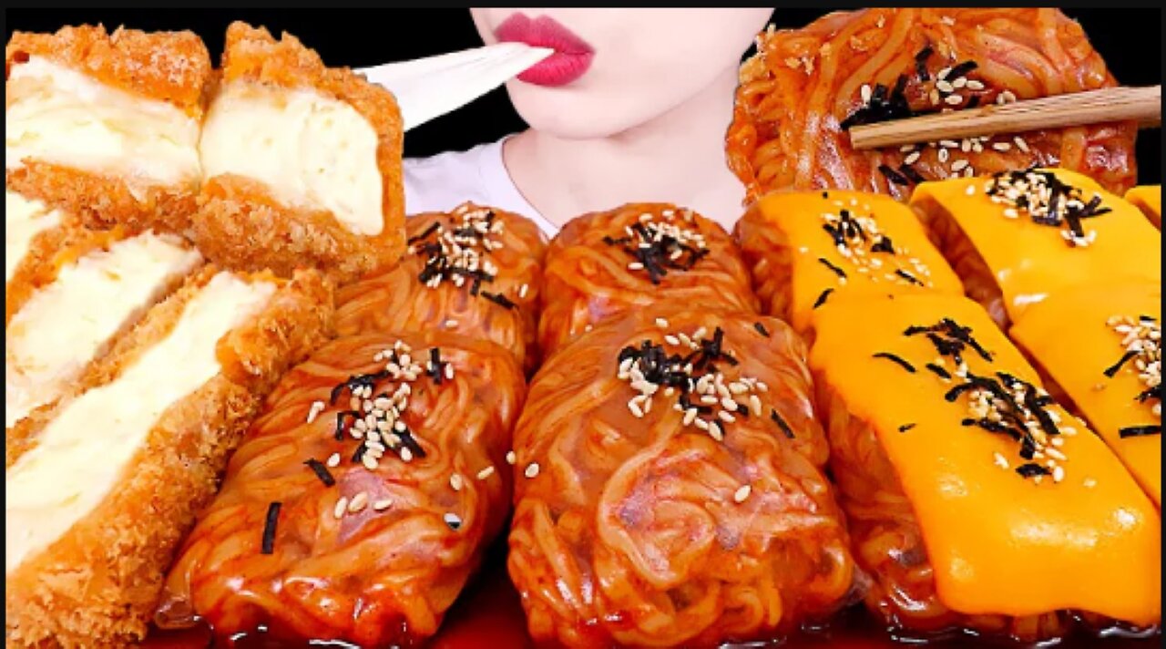 ASMR MUKBANG|SPICY FIRE NOODLE WRAP, CHEESE PORK CUTLETS 불닭볶음면 불닭쌈 치즈돈까스 EATING SOUNDS 먹방