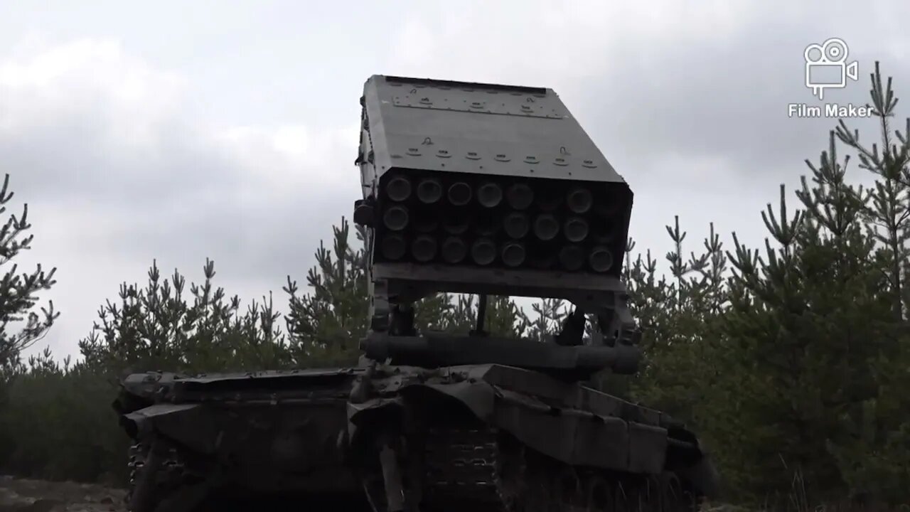 Firing mission of Russian TOS-1A Thermobaric MLRS Tank on Ukrainian garrison in West Artemovsk