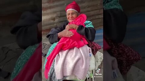 Meet the worlds most beautiful grandma!❤️🇸🇻 #shorts