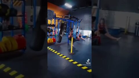 Never date a woman who believes in these 3 things 👑