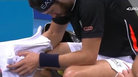 Plně očkovaný gruzínský tenista vzdal zápas ATP, najednou nemohl zhluboka dýchat!