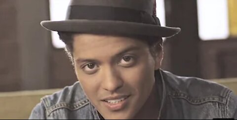 Bruno Mars - Just The Way You Are (Official Music Video)