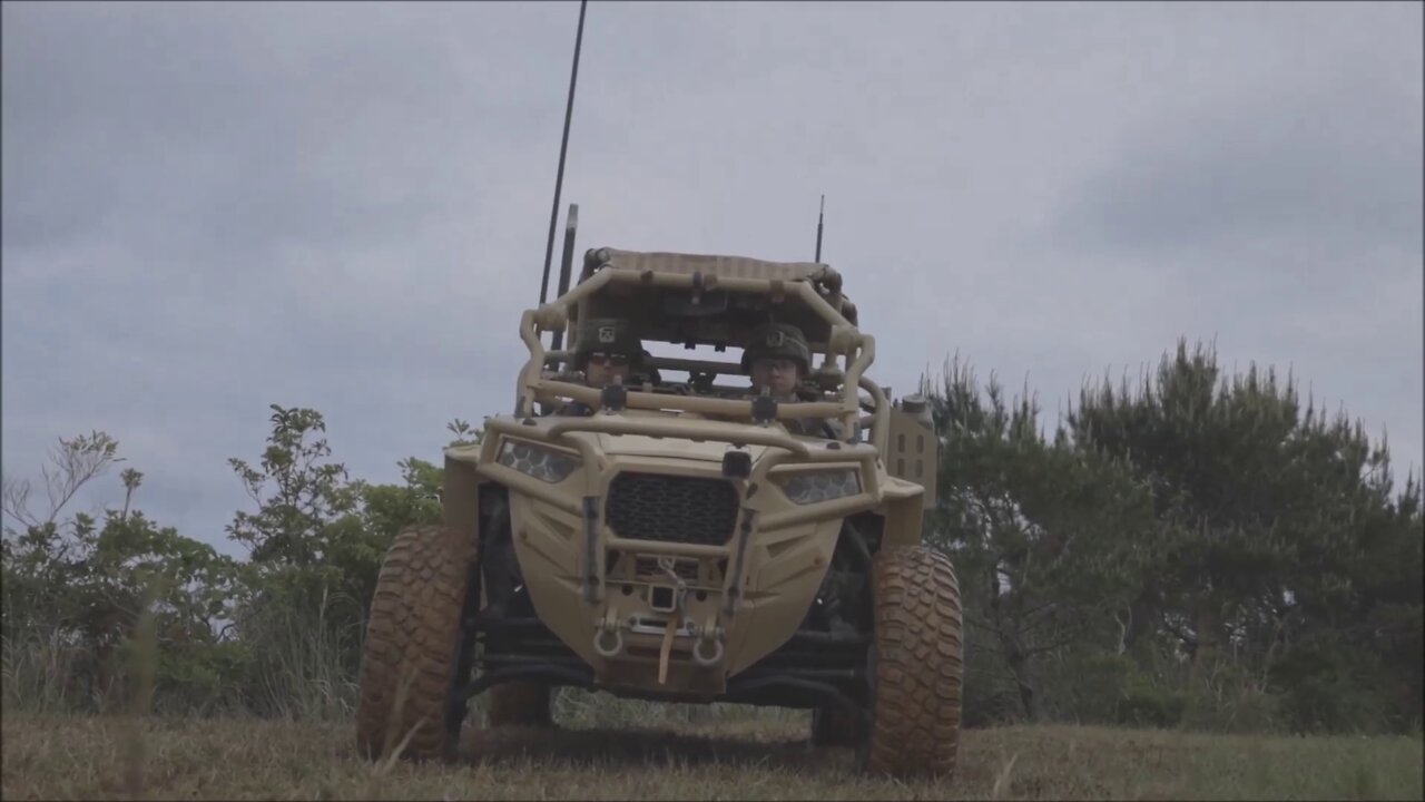 Marines Train with MRZRS at Jungle Warfare Training Centre