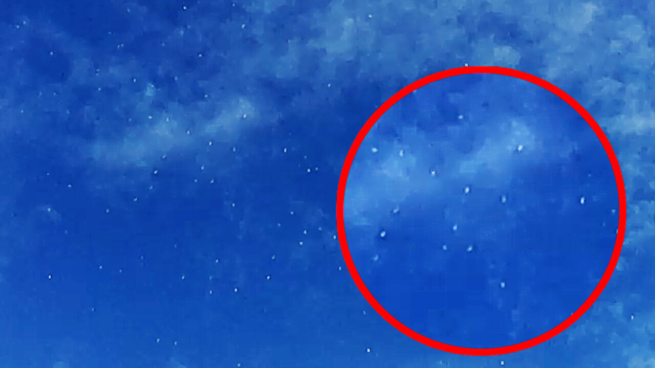 Fleet of UFOs captured on camera over Nicaragua