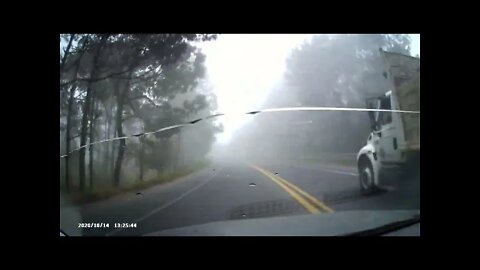 Pt 3 Somewhere between Mexico City and Veracruz. This Fog was Crazy! Dash Cam.