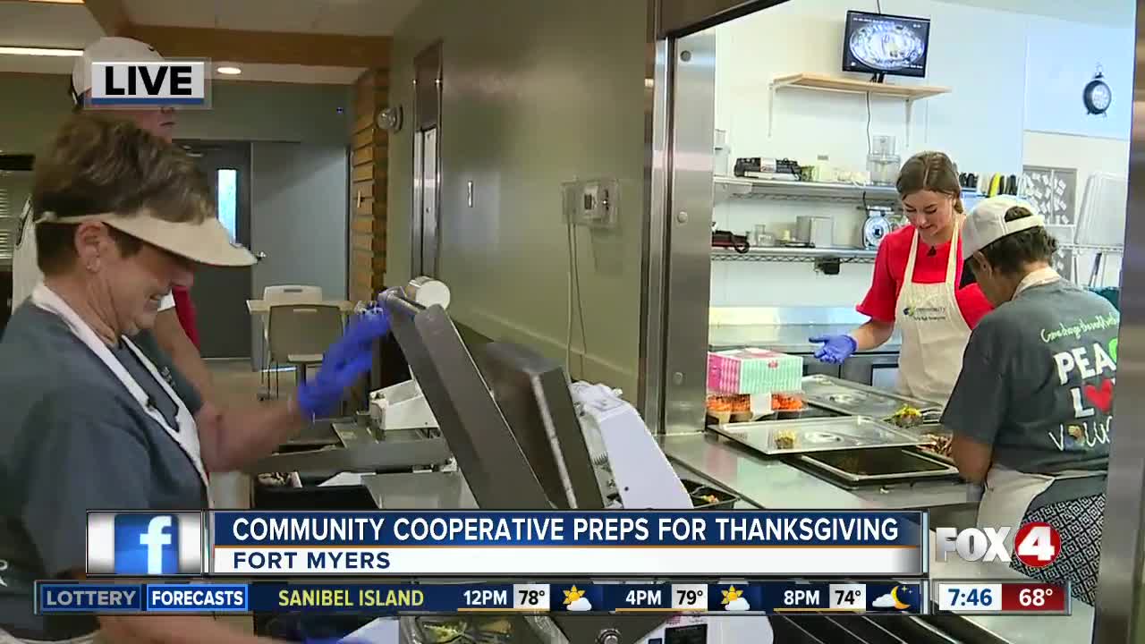 Soup kitchen prepares meals for Thanksgiving