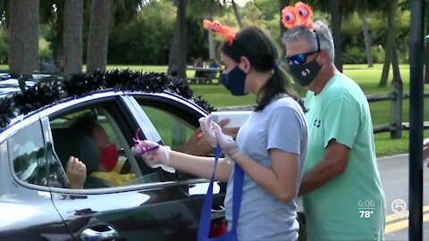 'Downright Extraordinary Car Caravan' returns to Lake Worth Beach