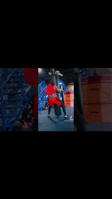 Shorties say intercourse isn’t everything 👑